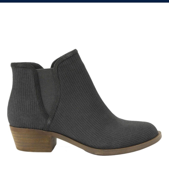💥❗NEW KENSIE Women's Short Suede Ankle Boots❗💥 - Picture 3 of 6